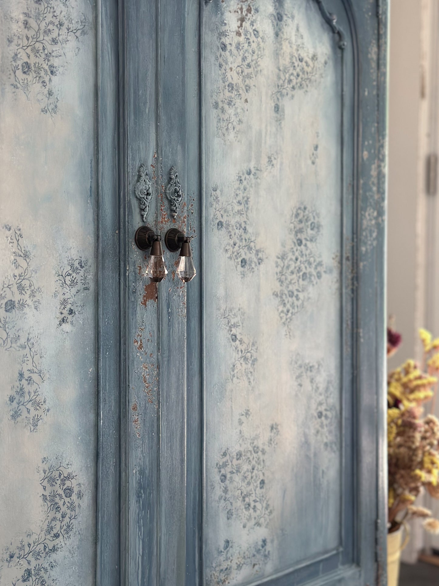 English Cottage Wardrobe