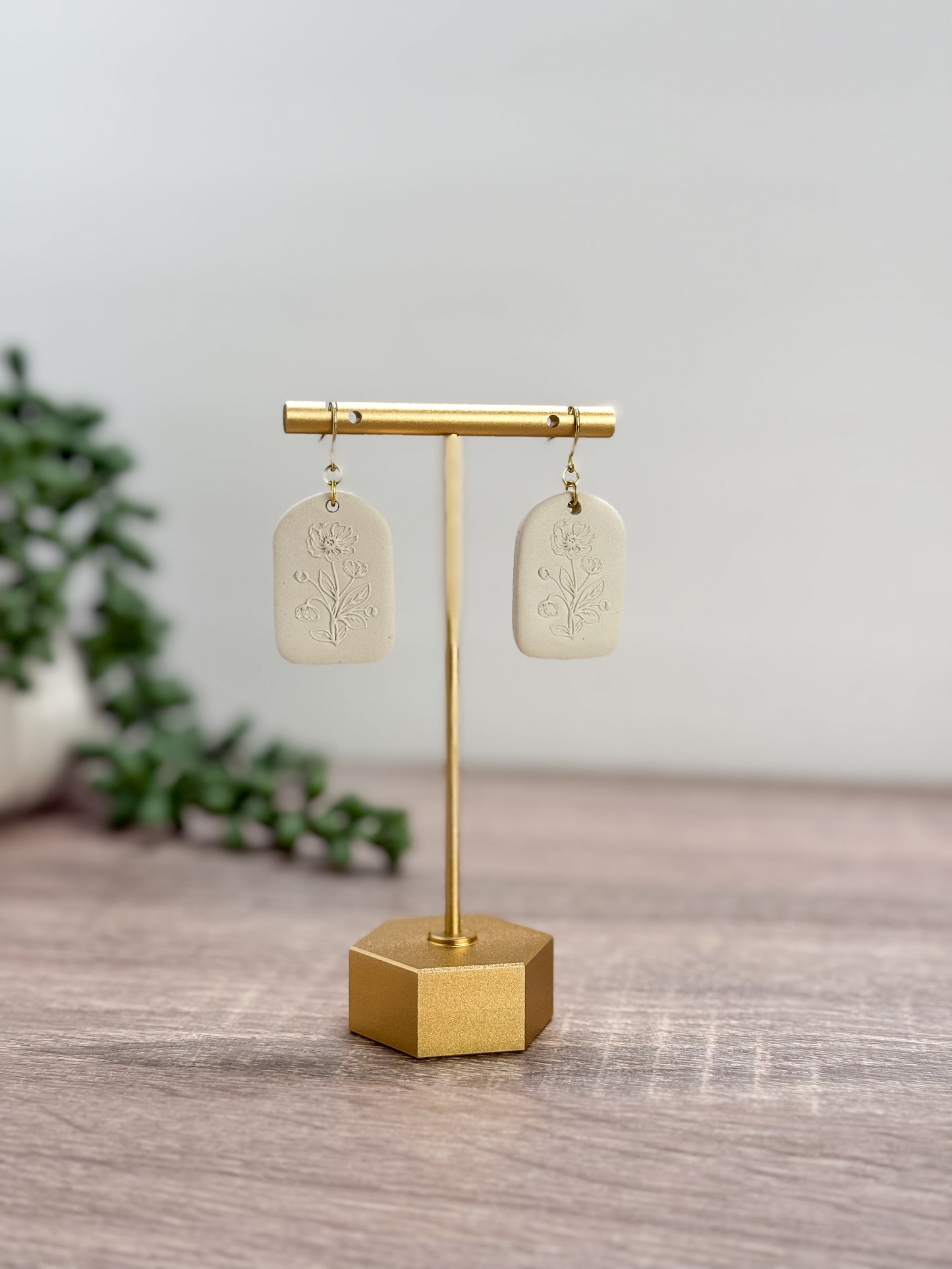 Arched Earrings