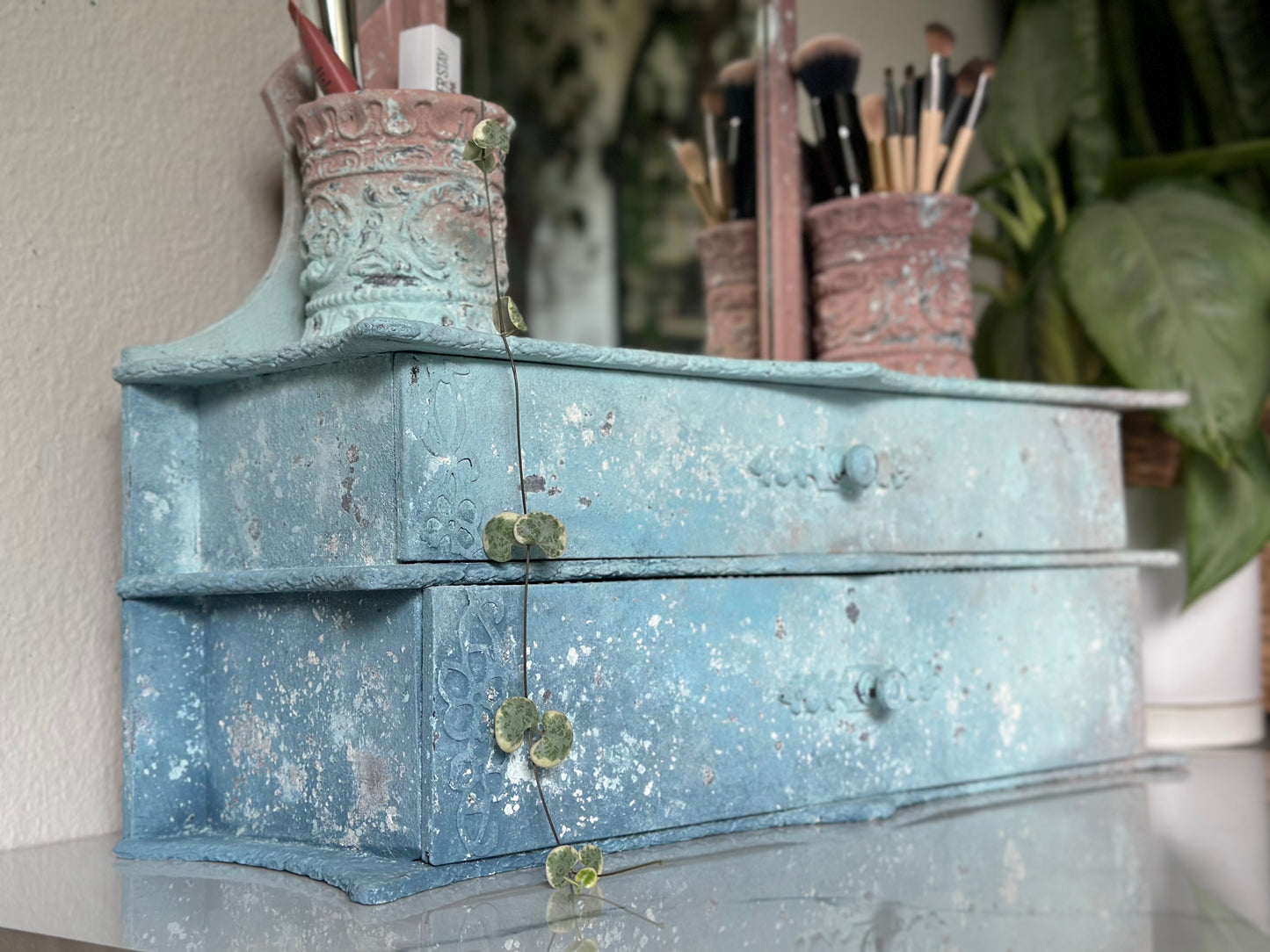 Gorgeous Old-World Style Makeup Vanity