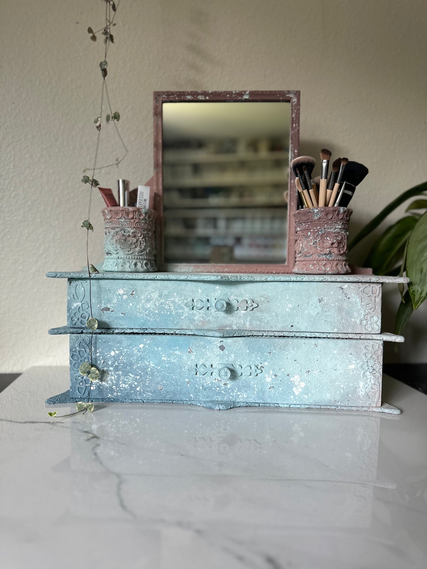 Gorgeous Old-World Style Makeup Vanity