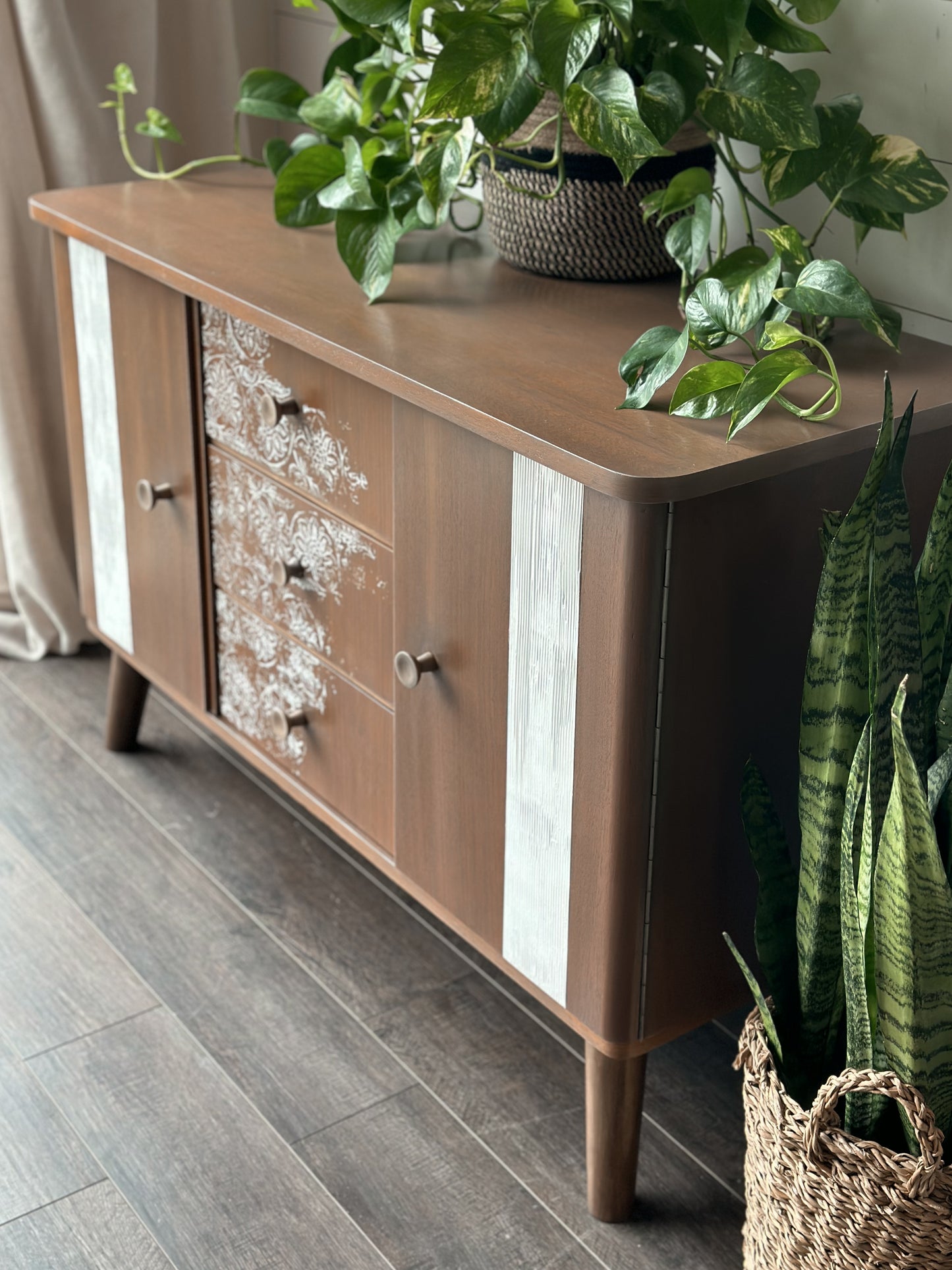 Scandinavian Boho Console